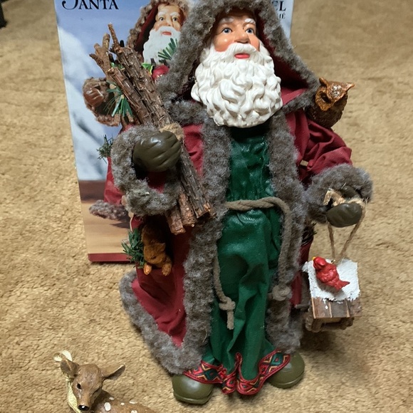 Kirkland Signatures Fabric Mache Classical Santa w/ tiny laying Reindeer Vintage - Picture 3 of 16